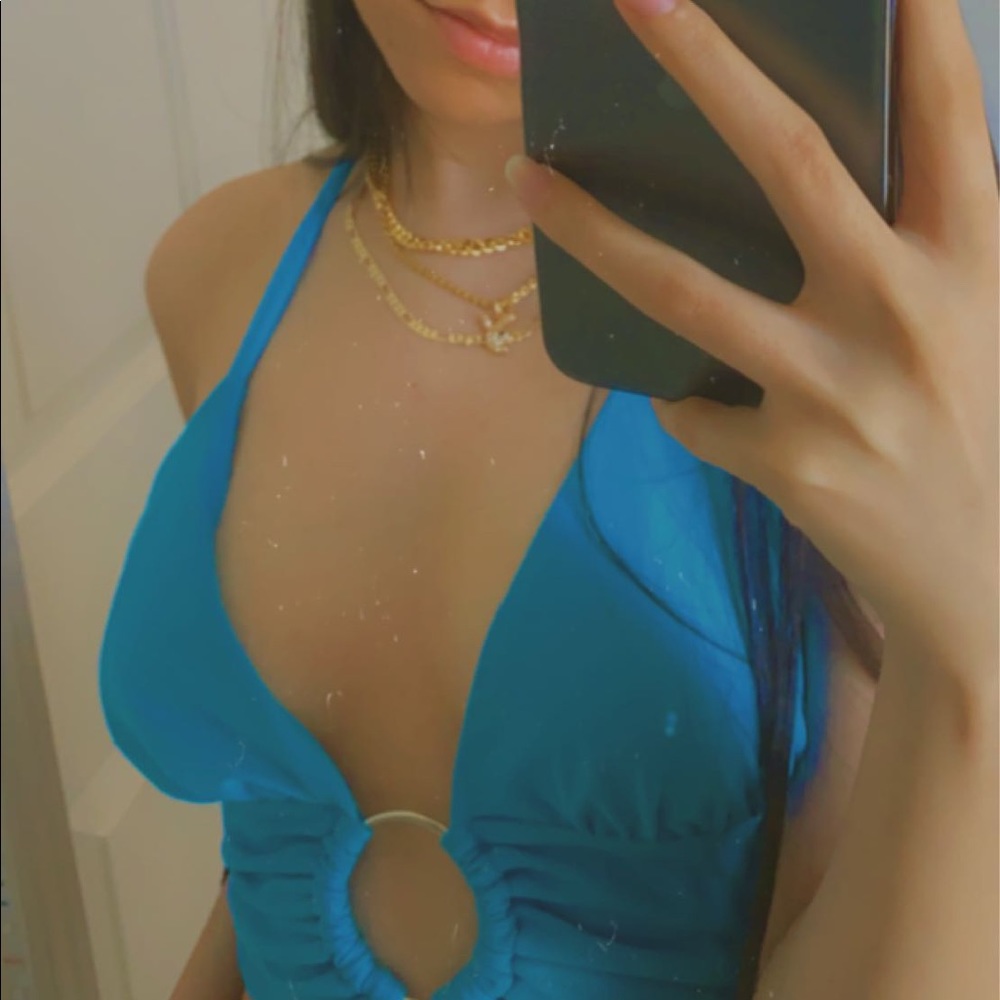Blue Kiki Crop💙
